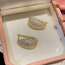1 Pair Copper Cubic Zirconia Pave Curved Hoop Earrings, European And American Luxury Niche Design Earrings, Versatile Daily Wear Earrings For Women - Fashion Earrings - View 9