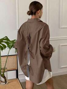 Blusa suelta de manga larga con cuello vuelto, abertura en la espalda y lazo, unicolor, ropa de otoño para mujer - Marrón 2 - Ver 3