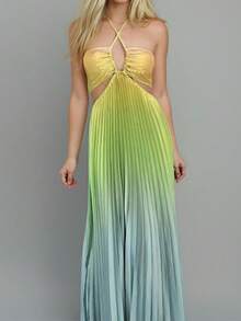 Elegant And Sensual Halter Neck Spring Maxi Dress With A Gradient Design, Perfect For Women - Green - View 3