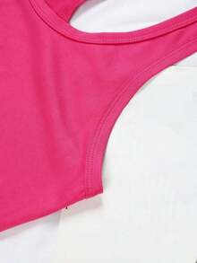 Disney Official Authorization | Women's Casual Crew Neck Sleeveless Tank Top. Features Mickey, Minnie, Donald Duck, Daisy, Goofy And Pluto All Together With Journal-Style Signatures And Small Elements, Retro And Heartwarming. The Loose Fit Flatters All Body Types, Making It Versatile And Practical For Daily Outings And An Ideal Choice For Matching Outfits With Girlfriends. - Hồng nhạt - Xem 5