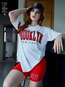 Conjunto de estilo nuevo 2026, solo se vende la camiseta (los pantalones son solo para referencia de combinación). Camiseta estampada de corte holgado. Una pieza minimalista y moderna con estampado de letras tropicales, un artículo imprescindible para un estilo relajado en vacaciones. Perfecto para ocasiones como el Día del Trabajo y el Día de la Independencia de México. - Blanco - Ver 7