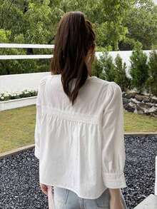 Blusa Con Botones Frontales, Manga Abullonada Y Detalle De Encaje - Blanco - Ver 2