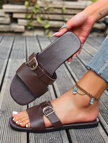 Sandalias planas con hebilla calada para mujer, de moda para playa, resort, estilo bohemio casual y sexy, de piel de PU con calados, para verano - Café integral - Ver 3