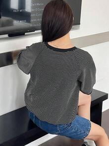 Camiseta de manga raglán con estampado a rayas para el verano - Negro - Ver 4