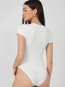 BASICS Body ajustado de color liso - Blanco - Ver 2