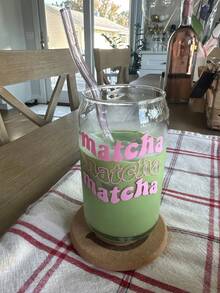 Tasse à paille en verre Matcha avec motif de vague rose, couvercle et paille. Matériau en verre. Tasse à paille de style Ins pour un usage quotidien, convient pour le café, le matcha, les jus, l'eau pétillante. Peut être utilisée comme vase, photophore. Cadeau idéal pour les filles. - Multicolore - Voir 6