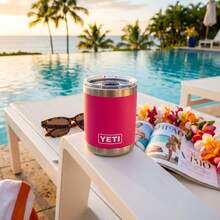 YETI Rambler 10oz Hot Pink Lowball Mug Cup, Vibrant Double Wall Vacuum Insulated Stainless Steel Coffee Tumbler With MagSlider Lid - 粉色 - 查看 2