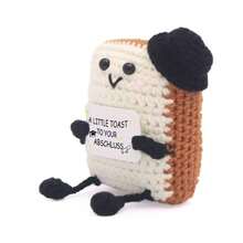 1 Stück Brot mit Hut ist ein interessantes Verlobungsgeschenk für Paare, Bräute und Bräutigame, ein kuschiges Hochzeitsgeschenk mit Handarbeit, und ein Verlobungsgeschenk für Herr und Frau - eine liebevolle Heimdekoration und Kartenersatz. - Verschiedenfarbig - Übersicht 1