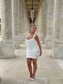 Vestido corto tirantes plisado con corsé, lazos espalda descubierta ajustado sensual moda - Blanco - Ver 7