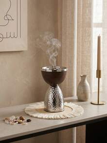 Bộ lư hương sắt tối giản, thanh lịch. Lư hương, giá đỡ hương, tạo hương thơm cho ngôi nhà, trang trí nhà cửa. Thích hợp để trang trí nhà cửa, phòng ngủ, phòng khách (có thể dùng làm vật trang trí trung tâm), văn phòng, phòng tập yoga và các bữa tiệc, tạo nên không gian trang nhã. Cũng thích hợp để trang trí đền thờ. Lư hương này là món quà lý tưởng cho các dịp lễ, tựu trường, tốt nghiệp hoặc tặng cho phụ nữ. - Nhiều màu - Xem 16