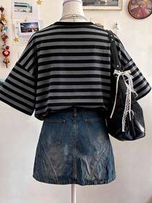 Women's Loose-Fitting, Round-Neck, Dropped-Shoulder, Mid-Length T-Shirt With Textured Digital Print Pattern, A Gift For Friends - Light Grey - View 2