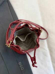 Women's Bucket Bag, Casual Straw Drawstring Crossbody Shoulder Bag - Black and White - View 8