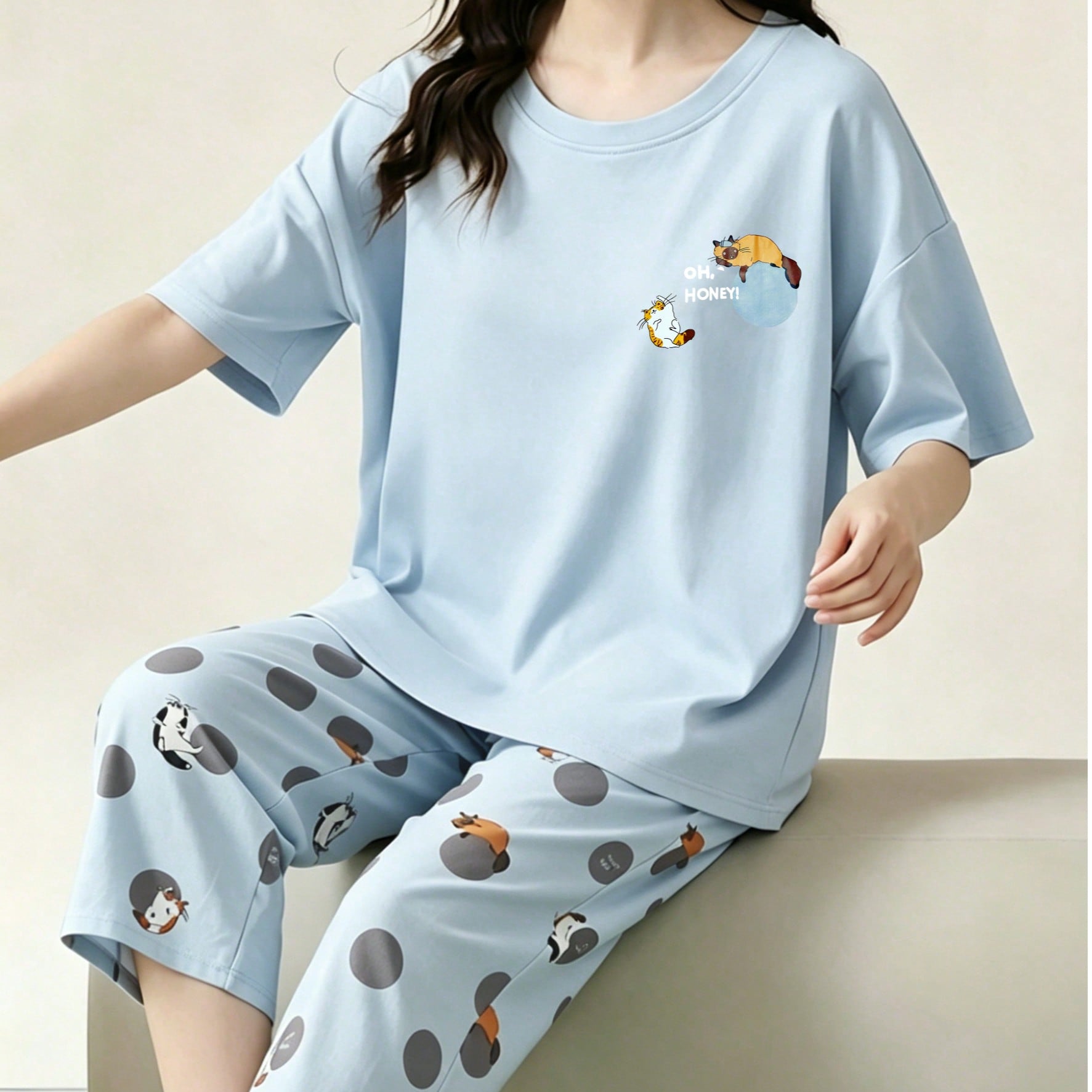 Set de 2 piezas de pijama y ropa de estar en casa para mujer y niña con parte superior con estampado de gato y letras, y pantalones/shorts 3/4, para