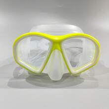 amarillo transparente