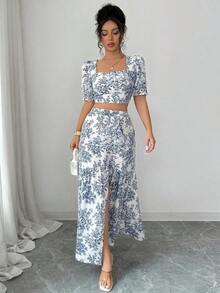 Elenzya Conjunto de blusa de manga corta con cuello cuadrado y estampado floral azul y blanco, y falda con cintura ceñida y bajo de cola de sirena.Elegante y encantador para uso diario, vacaciones, viajes, sexy, moda, citas, estilo callejero francés retro y versátil.Blusa de manga corta + conjunto de falda, base blanca con estampado azul, nuevo para primavera y verano - Multicolor 2 - Ver 4