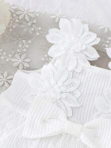 Toddler Set White Lace 3D Flower Sweet Cotton Ribbed Lace Camisole + Shorts Baby Outfit - White - View 5