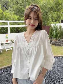 Blusa Con Botones Frontales, Manga Abullonada Y Detalle De Encaje - Blanco - Ver 10