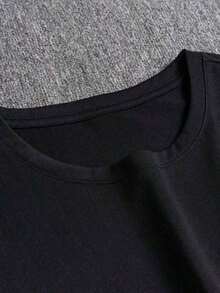 Camiseta Casual de Hombre de Cuello Redondo y Manga Corta - Estampado de Patrón Los Peces Están Llamando, Debo Ir, Tejido Ligero y Elástico, Ajuste Regular para Adultos, Elección Perfecta para Actividades de Verano y Pesca YFNI - Negro - Ver 3