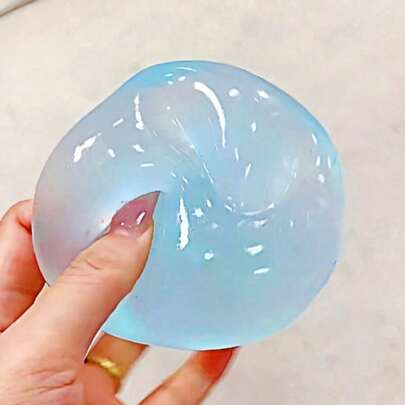 1 pieza Pelota de estrés azul duradera y maleable, de textura de malta redonda de 6 cm, no deformable, adecuada para el ocio en el hogar/descanso en la oficina/regalos a amigos, paquete de valor de artículos esenciales para aliviar el estrés, excelente para el Día del Padre/fiestas familiares, San Valentín, bodas, juguetes, decoración de embalaje, suave y lindo, cumpleaños, decoración de habitaciones (Este es un juguete pequeño, solo de 6/4 cm de tamaño. Si no le gustan los artículos pequeños, por favor no lo compre)