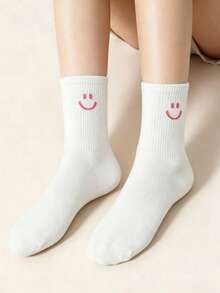 2 Pairs Girlcore Artist Designed Smiling Face Pattern Mid-Calf Socks, Holiday - Multicolor - View 3