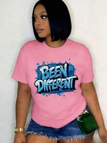 Women's Oversized Graphic Print Short Sleeve T-Shirt, Blue Graffiti Inspired Design, Fashionable Women's Clothing, Retro Y2K Style, Ideal For Campus Lovers, Commuting, Music Festivals, Brunch Dates, Versatile Printed Tee, Versatile Basic Short Sleeve Tee, Versatile Basic Short Sleeve Tee, Versatile Basic Short Sleeve Tee, Versatile Basic Short Sleeve Tee. - 粉色 - 查看 1