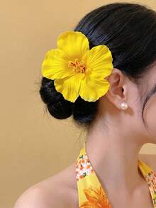 1pc Large Yellow Hibiscus Flower Hair Clip, Hawaiian Tropical Floral Hair Accessory, Summer Beach Vacation Boho Style For Women & Girls,Travel,Birthday - Yellow - View 3