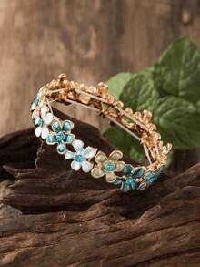 Cring Coco 1 Lake Blue Flower Bracelet, Fashion Accessory, Zinc Alloy Enamel Glass, Bohemian French Sweet Pastoral Style, Perfect Gift For Women And Girlfriends, Suitable For Daily Wear, Gatherings, Parties, Vacation Season, Valentine's Day, Mother's Day, And Holiday Gifting - Lake Blue - View 2