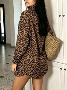 Conjunto casual de 2 piezas de camisa de rayas y shorts para mujeres de vacaciones - Marrón - Ver 2