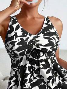 Swim Lushoire Top de tirantes y bikini con estampado tropical para mujer, ideal para vacaciones - Blanco y Negro - Ver 5