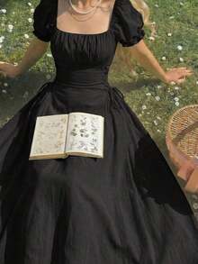 Vestido amarillo de longitud media con mangas de pétalos y cintura con lazo - Negro - Ver 8