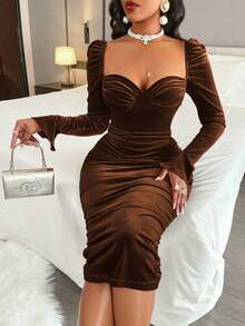 AIJ Vestido ajustado elegante de primavera para mujer Amarilo, con cuello de corazón, espalda descubierta y drapeado lateral en terciopelo sólido - Marrón - Ver 6
