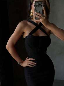 Vestido ajustado sin tirantes de media longitud con costillas en color rojo, elegante para discoteca, banquete, fiesta de cóctel, boda de verano y primavera - Negro - Ver 3