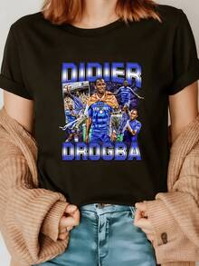 Football Celebration Scene With Players In Blue Uniforms Lifting Trophies And Showing Passion For The Sport That Inspires Strength And A Winning Spirit. Women's Casual, Modern, And Comfortable T-Shirt - 黑色 - 查看 8