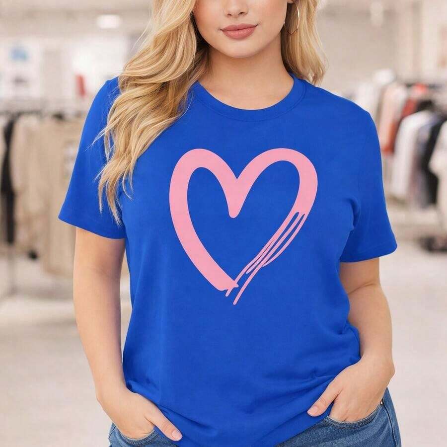 Camiseta de algodón para mujer de talla grande, con estampado de corazón rosa, camiseta casual de manga corta y cuello redondo, corte holgado, top básico para uso diario, ropa cómoda de talla grande, adecuada para primavera, verano y otoño. - Azul - Ver 1