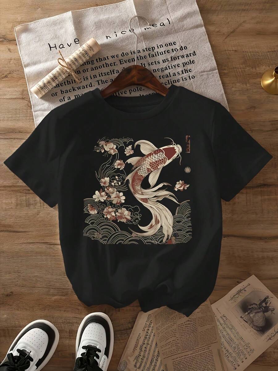 Women's Casual T-Shirt With Koi Fish And Cherry Blossom Graphic - Black Short Sleeve Crew Neck Top With Shiny Finish, Machine Washable For Spring And Summer Comfort, Casual Summer Top - 黑色 - 查看 1