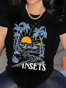 Camiseta de manga corta para mujer, con estampado de palmeras al atardecer en la playa, combinación de olas, aves y plantas tropicales, decorado con letras, cuello redondo. - Negro - Ver 1