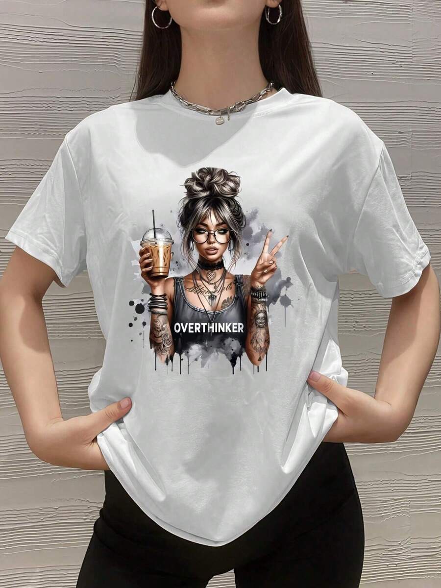Women's Graphic Tee, Comfortable And Casual, Short-Sleeved With A Round Neck, Featuring A Tattoo On The Arm And The Word "OVERTHINKER" At The Bottom. Round Neck, Regular Length, All-Season Top, Fashionable For Everyday Wear, Suitable For Spring And Summer, Cotton Tee For Women. - 白色 - 查看 1