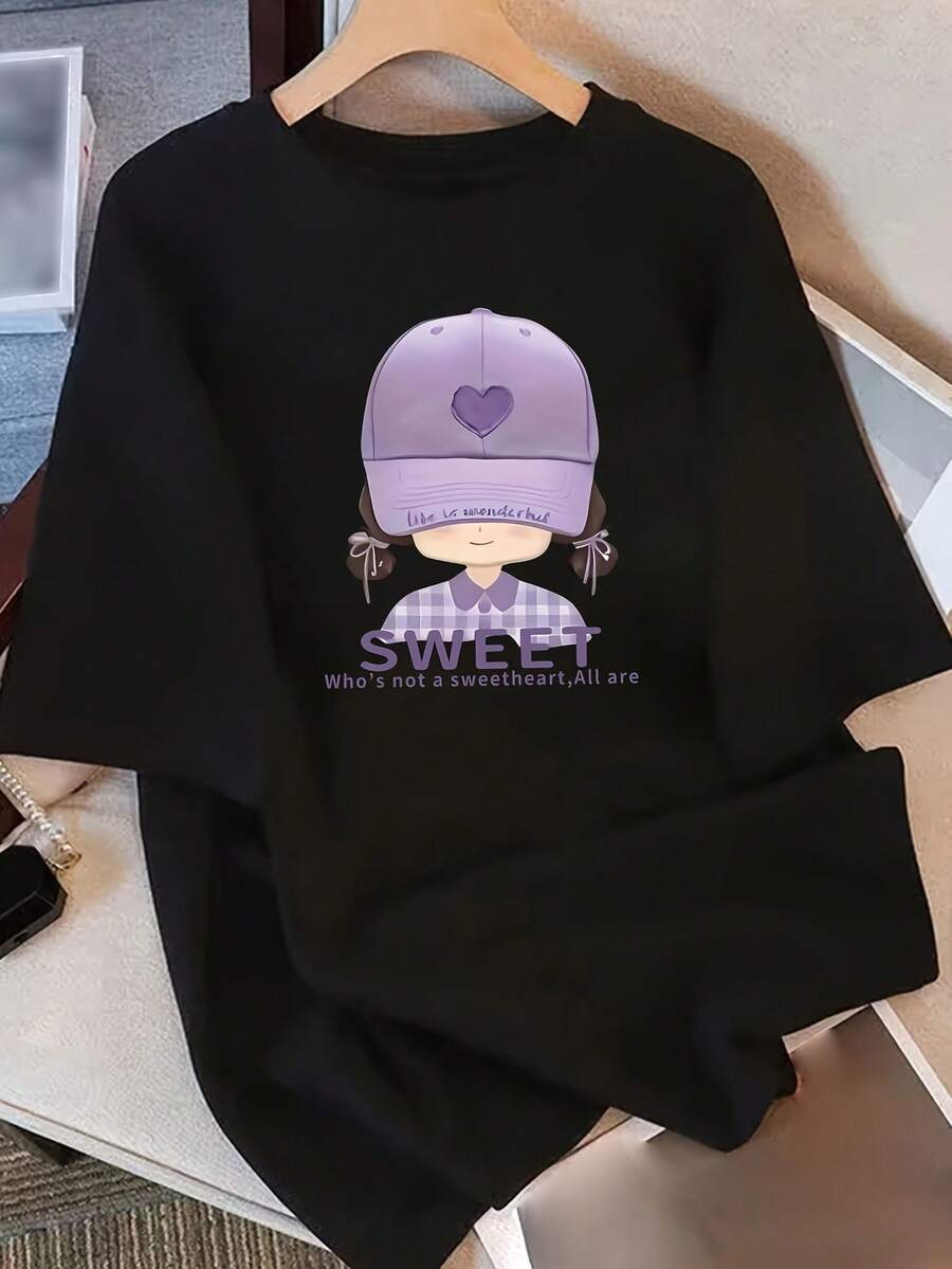 Una camiseta púrpura de manga corta con un estampado único, hecha de pura tela, perfecta para el streetwear de verano. - Negro - Ver 1