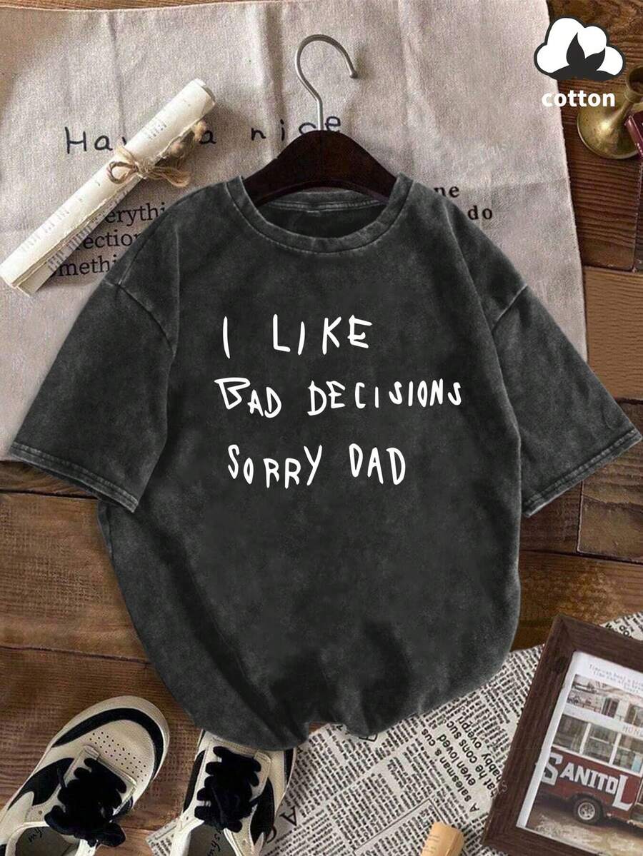 T-shirt feminina casual de verão em algodão com gola redonda e manga curta, estilo retro lavado e desgastado, com slogan estampado, preta, tamanho grande - Preto - Ver 1