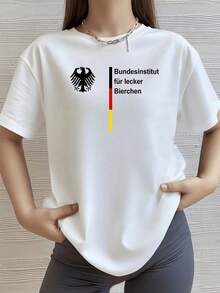 Símbolo del águila bicéfala acompañado de texto en alemán que expresa orgullo nacional y humor con los colores de la bandera representando fuerza y alegría camiseta de mujer casual moderna ideal para uso diario - Blanco - Ver 8