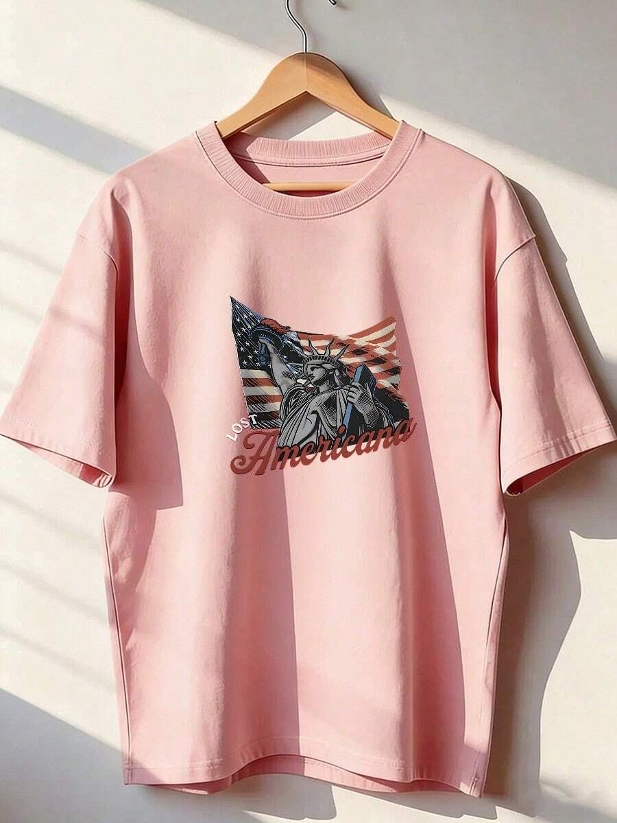 Camiseta con Estampado de la Estatua de la Libertad y Bandera USA,Camiseta de manga corta de moda para primavera y verano de 2026, hecha en México, 180 gramos. Estampado de dibujos animados, modelo de pareja, apta para uso interior o exterior. Cuello redondo, unisex, ideal para oficina y ocio. Paquete de una pieza. - PK-P631577SLNDXZGY482 - Ver 1