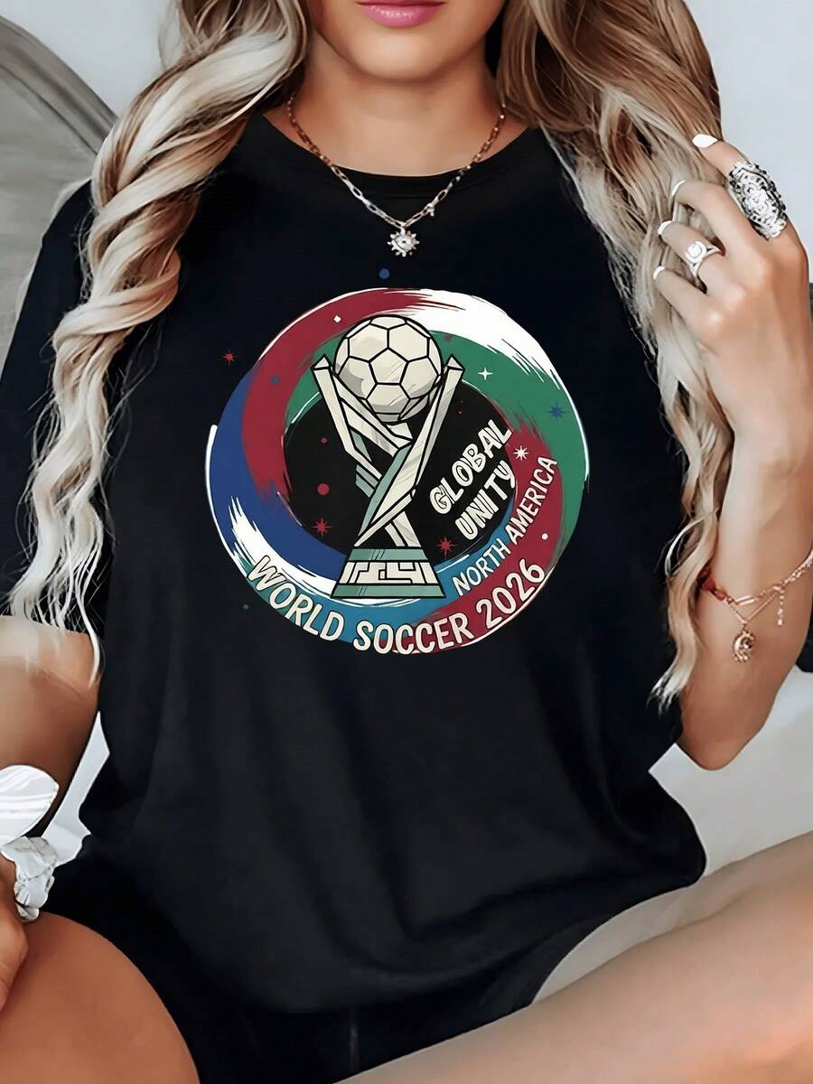A Vibrant Symbol Celebrating Global Unity Through Football, Featuring A Trophy Decorated With A Blend Of World Colors And An Ancient Pyramid Reflecting Connection And Passion. A Modern, Comfortable Women's T-Shirt For Casual Occasions. - 黑色 - 查看 1
