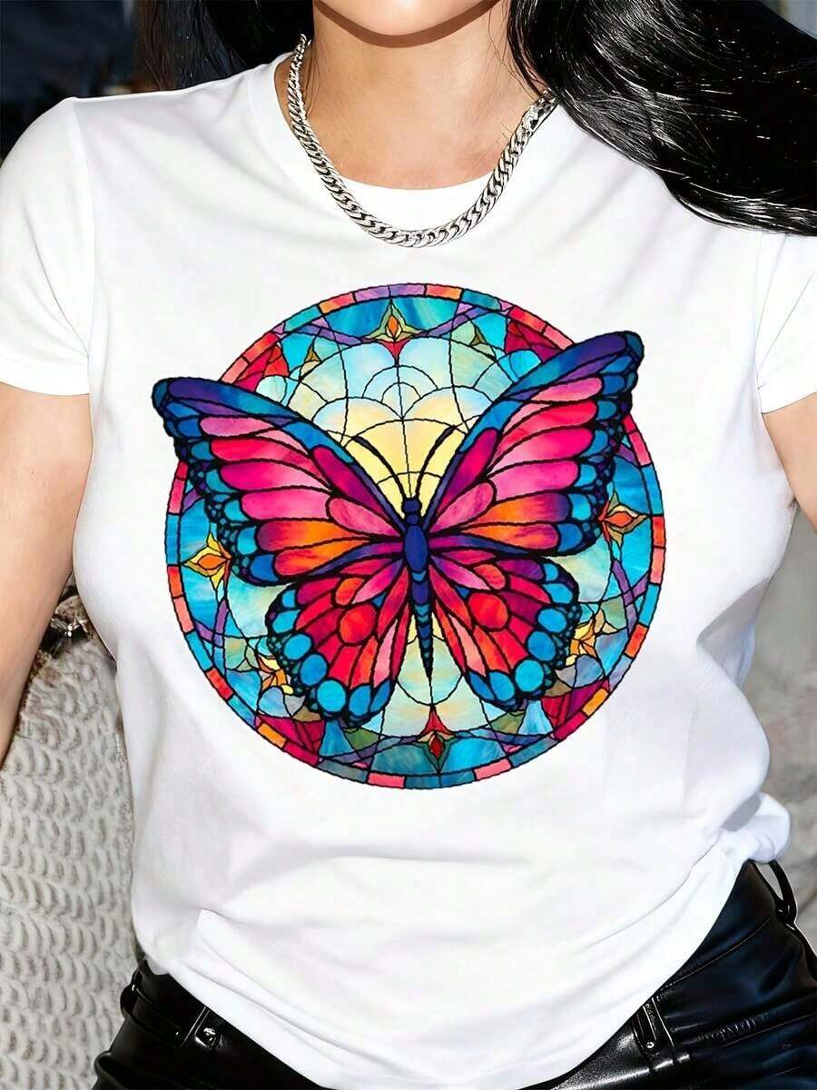 Camiseta Casual 1 Pieza para Mujer con Estampado de Mariposa en Vitral - Tonos Vibrantes Rojo, Azul y Morado, Suave y Transpirable, Corte Holgado y Relajado, Cuello Redondo Clásico, Manga Corta, Ropa Casual de Verano y Uso Diario, Estilo Boho-Chic con Diseño Intrincado de Alas Multicolor, Comodidad para Todas las Temporadas, Patrón Geométrico, Tela No Elástica, Corte Holgado para Usar en Capas, Cuello Redondo, Mangas Cortas, para Salidas Casuales y Uso Diario, Pieza de Vestuario Cómoda y Elegante, Artículo de Almacén Local para Mujeres, Camiseta para Mujer 100% Algodón, Duradera - Blanco - Ver 1