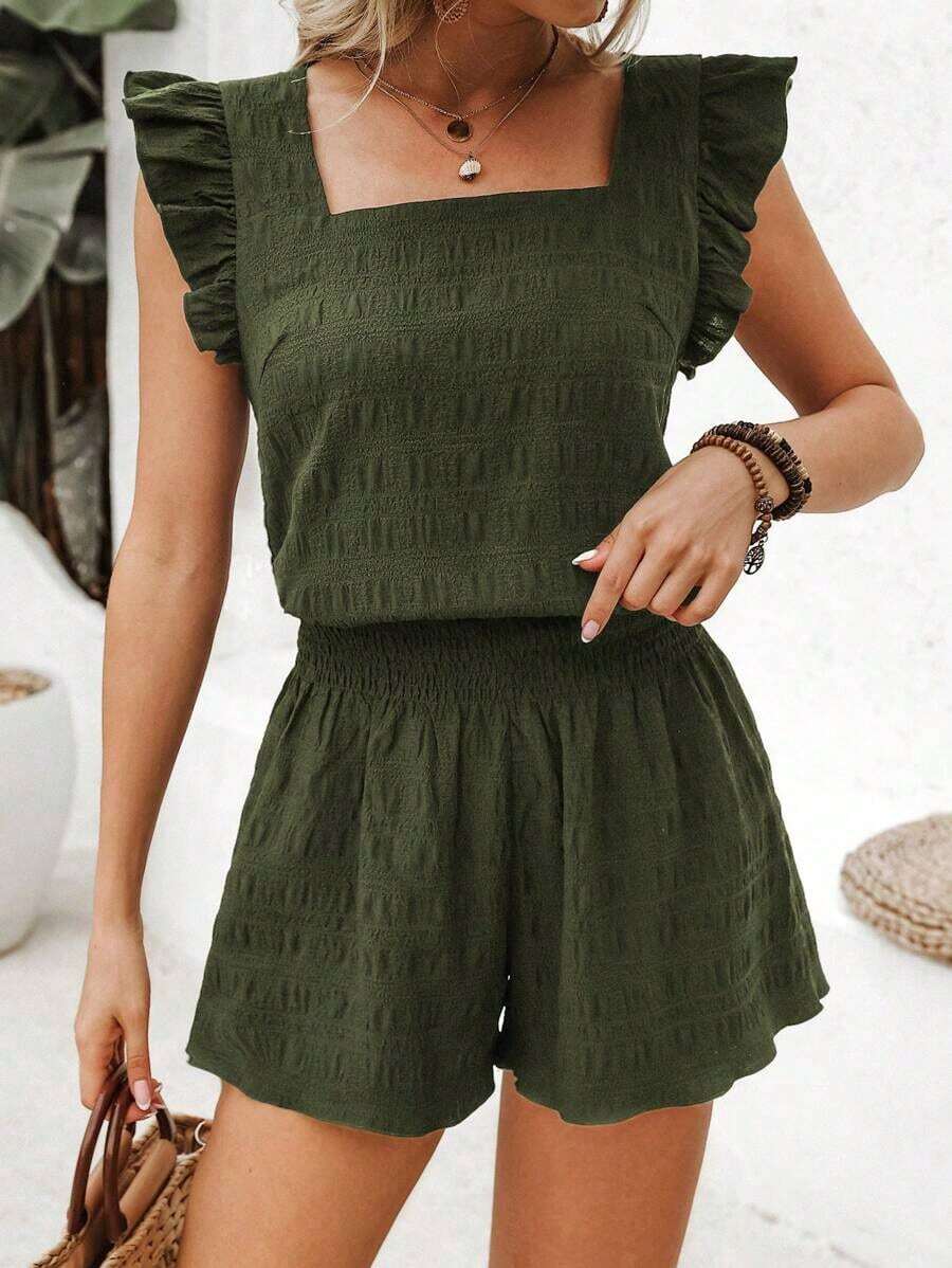 Conjunto de dos piezas para mujeres de vacaciones de verano con top de manga corta con cuello cuadrado y shorts de unicolor - Verde militar - Ver 1