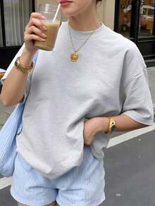 Plain Short-Sleeved T-Shirt, Perfect For Spring And Summer. Casual Women's Shirt, Top, Short-Sleeved T-Shirt. Ideal For Lounging At Home, Casual Wear, Shopping, Or Outdoor Sports. Suitable For Both Men And Women. - 淺灰色 - 查看 7