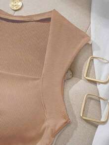 Camiseta sin tirantes con cuello cuadrado, cintura fruncida y sujetador acolchado sin aros - Caqui - Ver 6