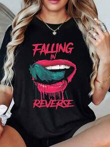 Open Lips With A Blue Tongue Symbolizing Freedom And Rebellion Against Social Norms. Women's T-Shirt, 100% Cotton, Comfortable And Modern Cut. - 黑色 - 查看 1