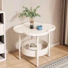 Mesa auxiliar minimalista moderna de plástico - Diseño de cuatrifolio súper resistente para sala de estar, estudio y dormitorio, mesa de noche multiusos con perfil ahorrador de espacio, fácil montaje, construcción ligera, patas antideslizantes, superficie lisa y fácil de limpiar, ideal para espacios pequeños, decoración moderna, lámparas, libros, bebidas, controles remotos y dispositivos de carga - Negro - Ver 4