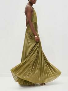 Vestido ajustado cuello halter espalda descubierta cintura marcada elegante primavera 2026 - Dorado - Ver 2
