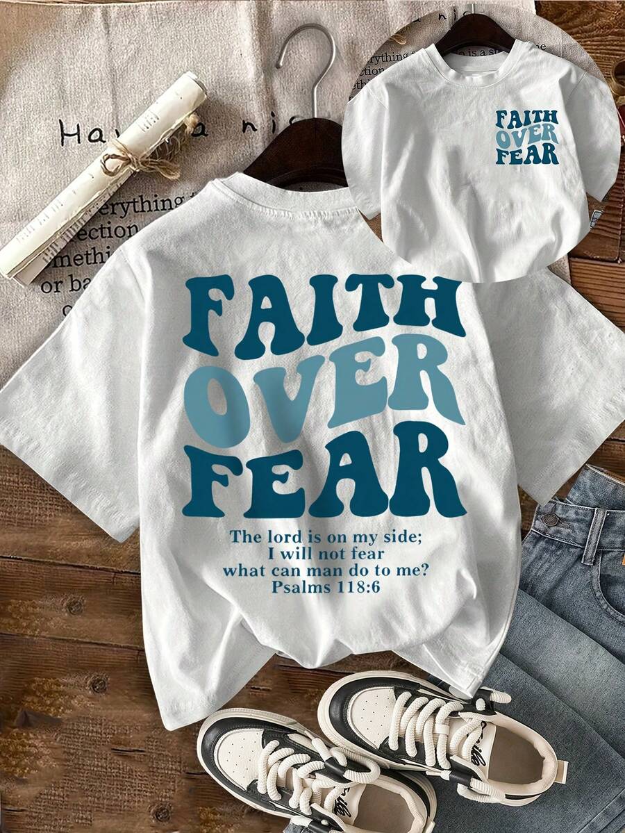 Short-Sleeved T-Shirt With Round Neck And Inspirational Print In English: "Faith Over Fear" - White - View 1